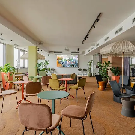 Отель Worknomads Lab 4*