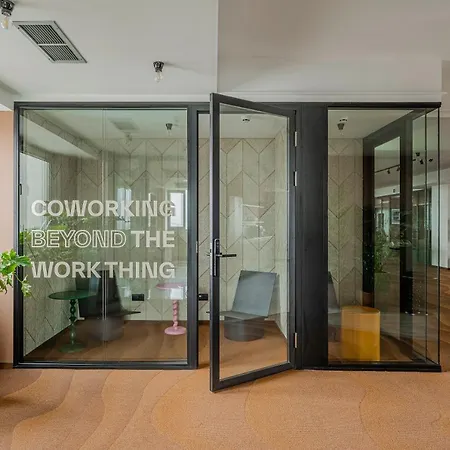 Отель Worknomads Lab