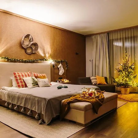 Wn Lab Hotel - Stay Where Christmas Magic Lives